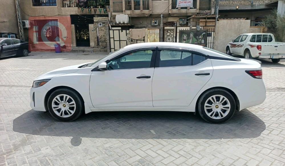 نيسان سنترا